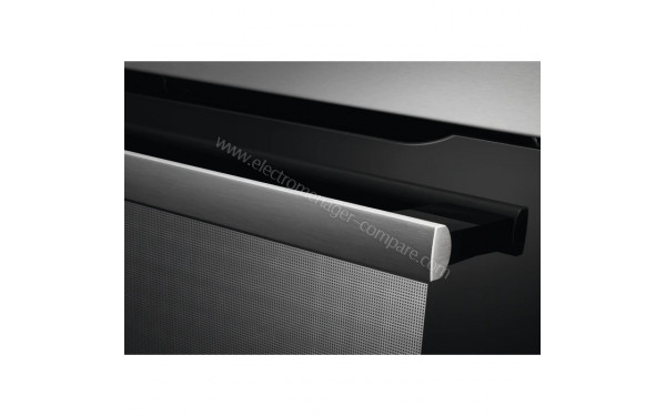 AEG BES331110M - Zoom sur la poign&eacute;e