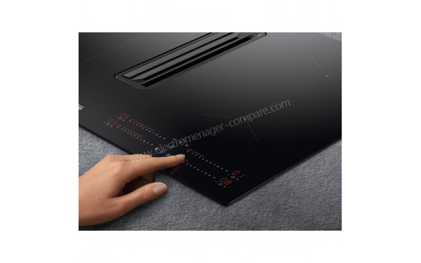 AEG CCE84543CB - &Eacute;cran tactile