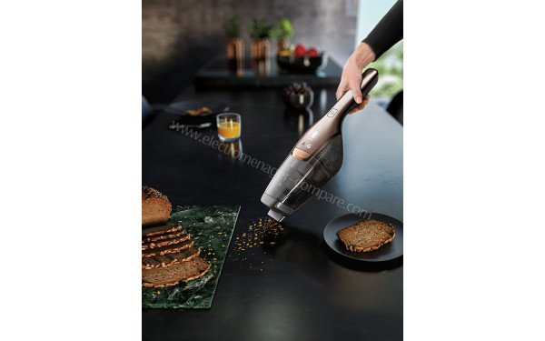 AEG CX7-2-B360 - Mise en situation