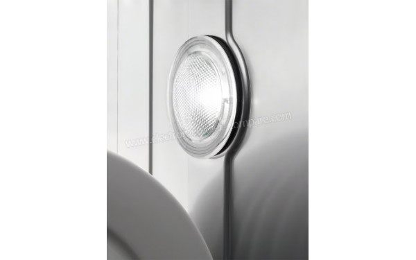 AEG FSK76748P - &Eacute;clairage interne &agrave; l'ouverture de la porte