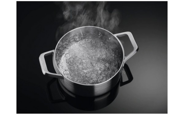 AEG IAE6442SFB - Mise en situation