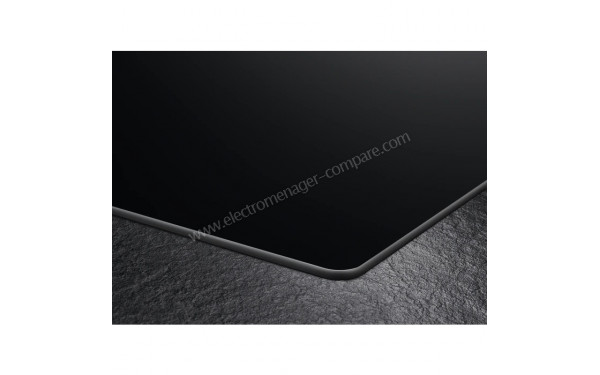 AEG IDE84244IB - Zoom sur les bordures