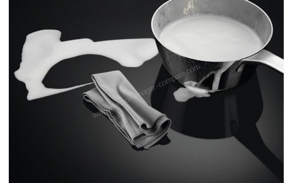 AEG IKB63341FB - Mise en situation nettoyage