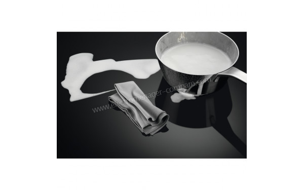 AEG IKB64431XB 2023 - Mise en situation