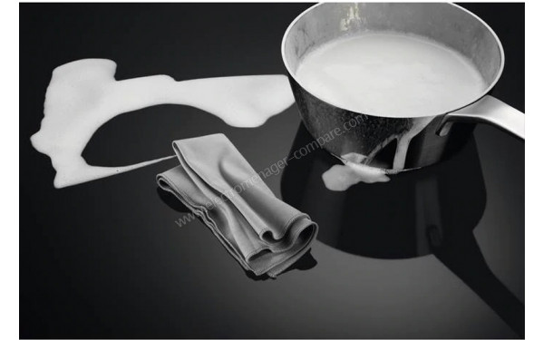 AEG IKB84443XB - Mise en situation