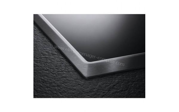 AEG IKE8444AXB - Zoom sur les bordures