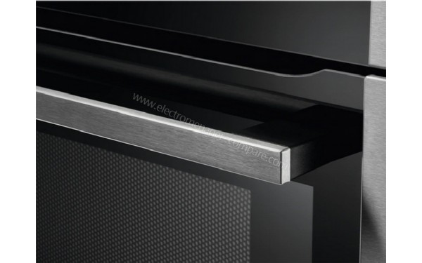 AEG KME861000M 2020 - Zoom sur la poign&eacute;e