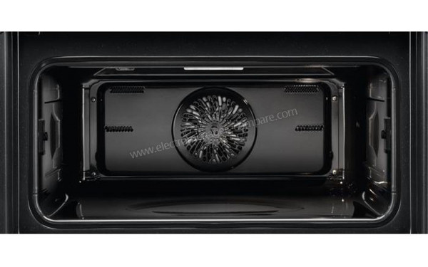 AEG KMK861000M - Vue de l'int&eacute;rieur