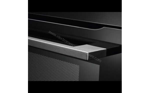 AEG KMK968000M - Zoom sur la poign&eacute;e