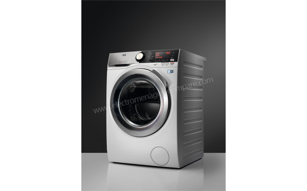 AEG L8WAE164N - Vue 3/4 droite