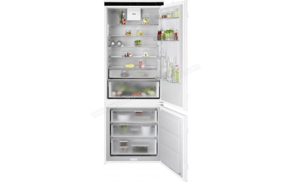 AEG NSC8T751DS - Vue de l'int&eacute;rieur