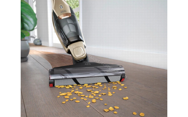 AEG QX8-1-45SM - Brosse &agrave; rouleau doux