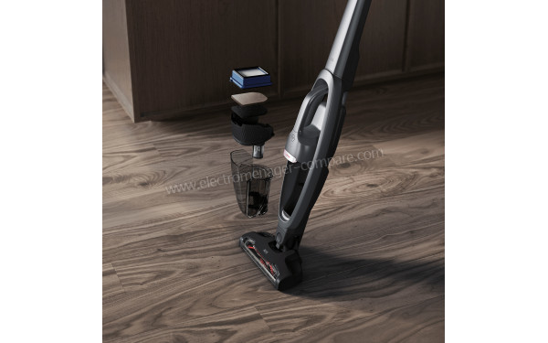 AEG QX8-2-ANIM - Vue du bac et des filtres