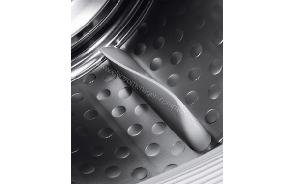 AEG T8DSR803D - Vue du redans (cr&eacute;dit : Boulanger)