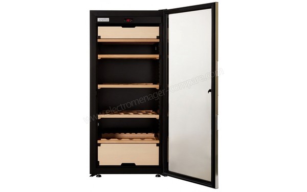 ARTEVINO OXM3T151NVD v2 - Vue de l'int&eacute;rieur vide (cr&eacute;dit : Boulanger)