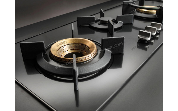 ASKO HG8144BGB1 - Zoom sur le foyer Volcan Fusion Wok