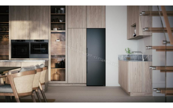 ASKO RFN23841B - Mise en situation