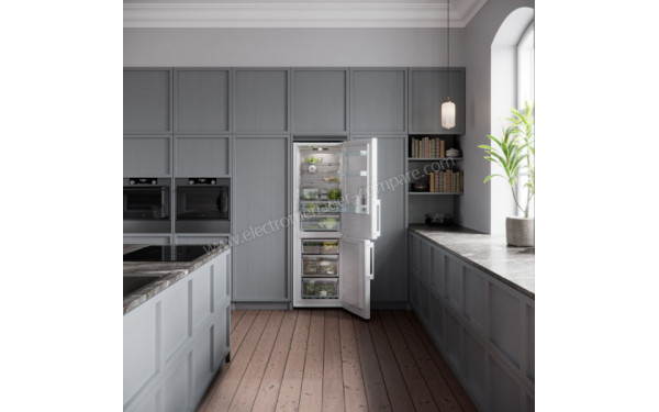 ASKO RFN23841W - Mise en situation