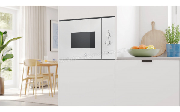 BALAY 3CP5002B3 - Appareil encastr&eacute; vue 3/4 droite