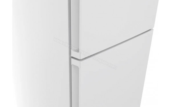 BALAY 3KFC867WI - Zoom sur les poign&eacute;es int&eacute;gr&eacute;es