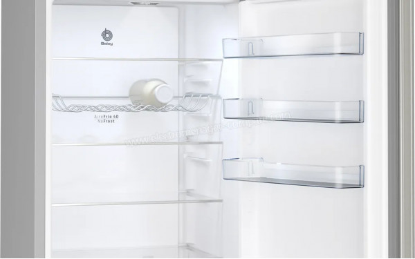 BALAY 3KFC867XI - Vue de l'int&eacute;rieur partie r&eacute;frig&eacute;rateur