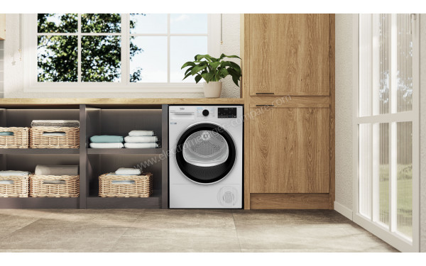 BEKO B3T49233W - Mise en situation
