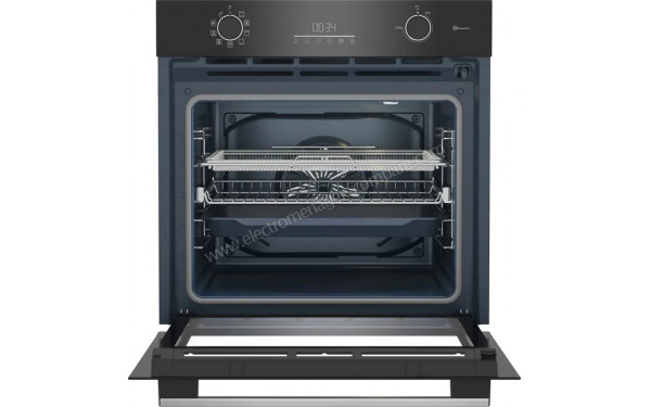 BEKO BBIMA13302BMPEC - Vue de l'int&eacute;rieur