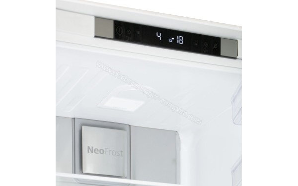 BEKO BCNA275E33SN - Panneau de commandes