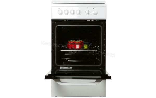 BEKO CSS 56000 GW - Vue de face, porte ouverte (cr&eacute;dit : Boulanger)