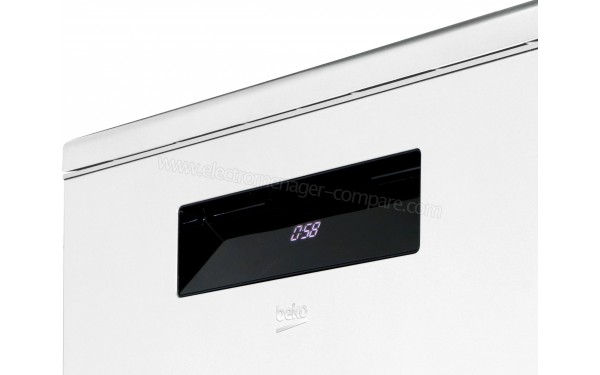 BEKO DEN4842421W - Panneau de commandes (cr&eacute;dit : Boulanger)