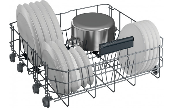 BEKO DIN58S2 - Vue du panier inf&eacute;rieur