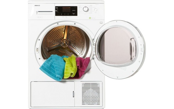 BEKO DPU8306GX - Porte ouverte (cr&eacute;dit : Boulanger)