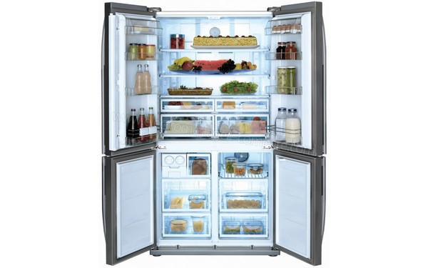 BEKO GNE114612X - Vue de l'int&eacute;rieur  (cr&eacute;dit : Boulanger)