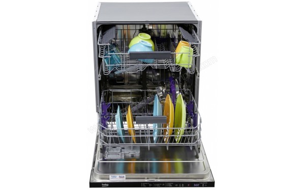 BEKO LVI62F - Vue de l'int&eacute;rieur (cr&eacute;dit : Boulanger)