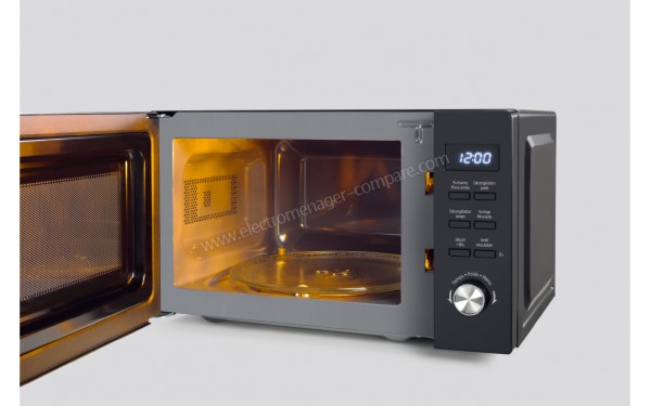 BEKO MGF20210B - Vue 3/4 droite avec porte ouverte