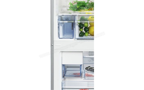 BEKO RCNE365E21JX - Fabrique de gla&ccedil;ons avec r&eacute;servoir d'eau (cr&eacute;dit : Darty)
