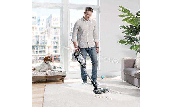 BISSELL MultiReach Active Pet 21V Vert - Mise en situation