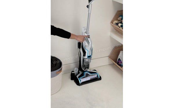 BISSELL CrossWave Cordless Argent - Mise en situation