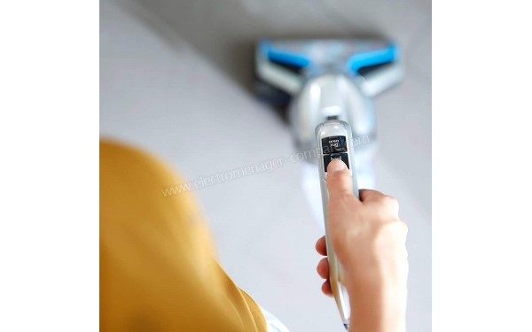 BISSELL CrossWave Cordless Argent - Mise en situation