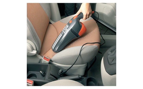 BLACK & DECKER AV1205 Dustbuster Auto 12V - Branchement allume-cigare