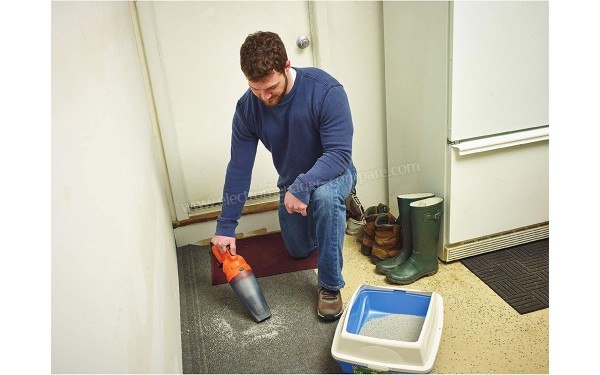 BLACK & DECKER BDCDB18N - Mise en situation