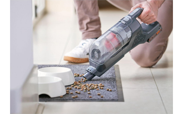 BLACK & DECKER BHFEA18D1-QW - Mise en situation