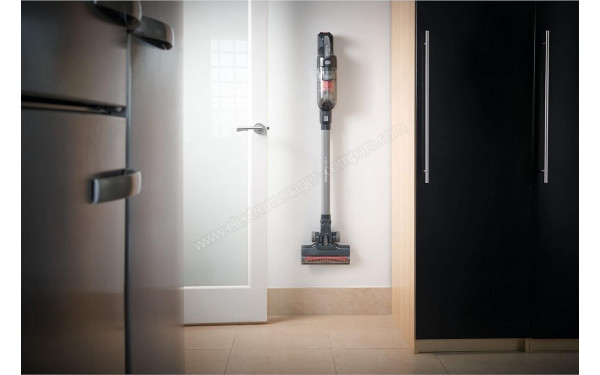 BLACK & DECKER BHFEA18D1-QW - Vue sur la station murale de chargement