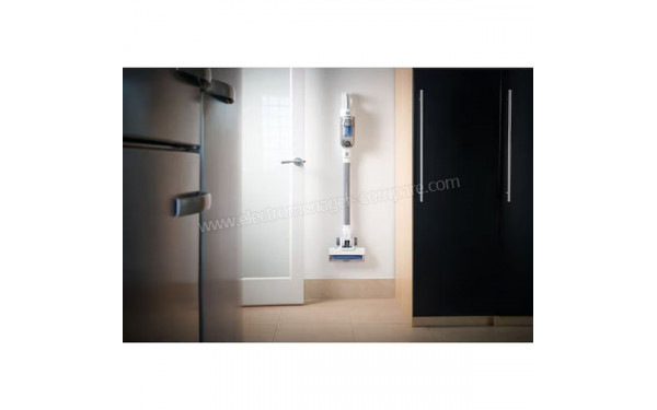 BLACK & DECKER BHFEA420J-QW - Vue sur la station murale de chargement