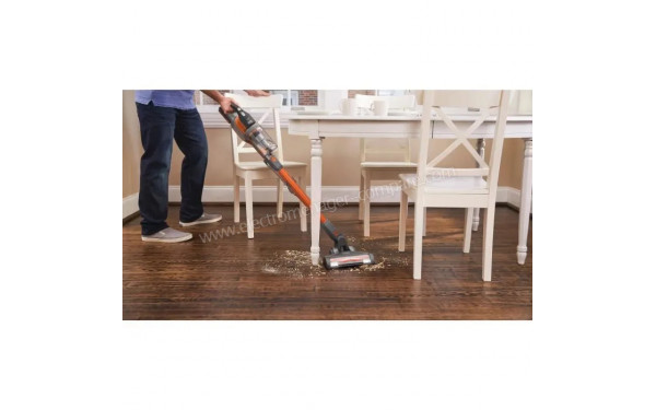 BLACK & DECKER BHFEV182C2-QW - Mise en situation