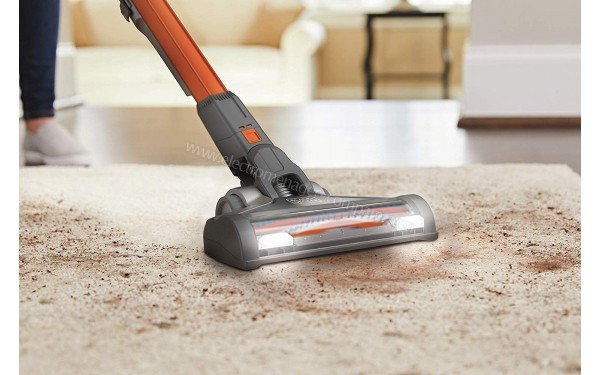 BLACK & DECKER BHFEV182C - Mise en situation de la brosse