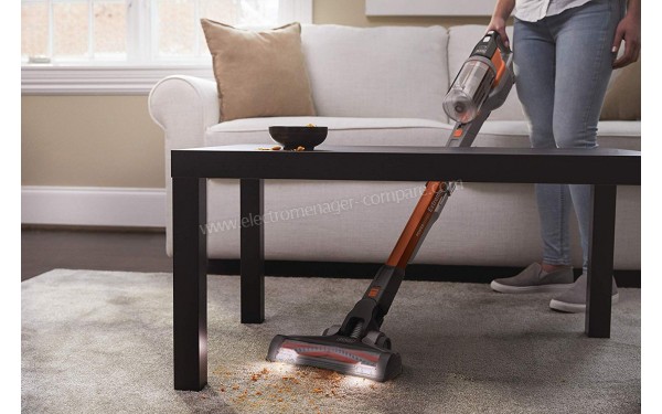 BLACK & DECKER BHFEV182C - Mise en situation aspirateur balai
