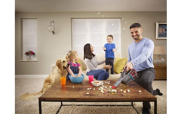 BLACK & DECKER BHHV315J - Mise en situation