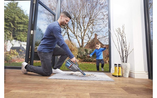 BLACK & DECKER BHHV320B - Mise en situation