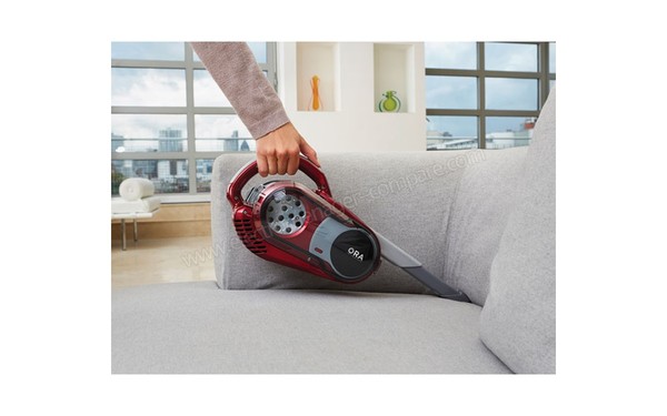 BLACK & DECKER HVFE2150LR Balai 21.6V ORA Rouge - Vue de profil avec brosse r&eacute;tractable